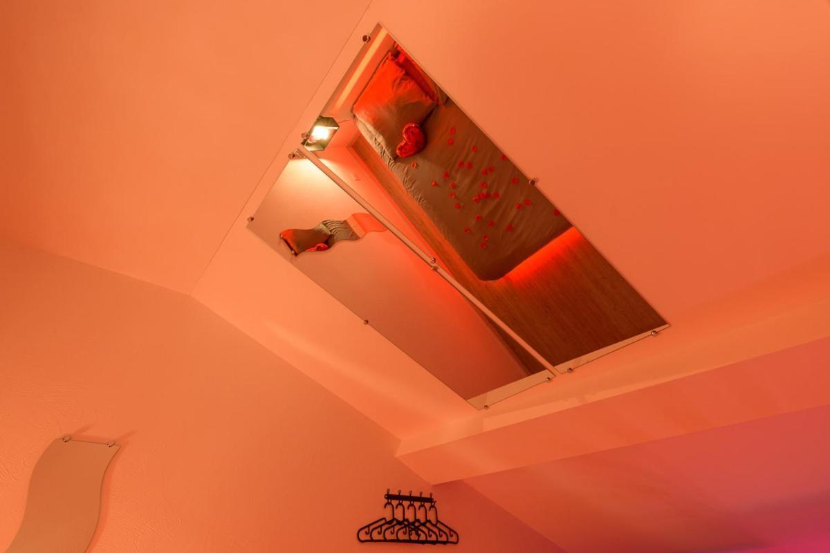 Love Room - Suite Romantique Avec Spa Privatif Le Puy-en-Velay Luaran gambar