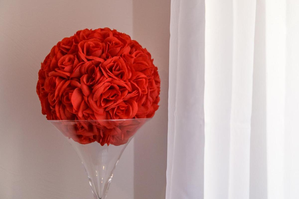Love Room - Suite Romantique Avec Spa Privatif Le Puy-en-Velay Luaran gambar